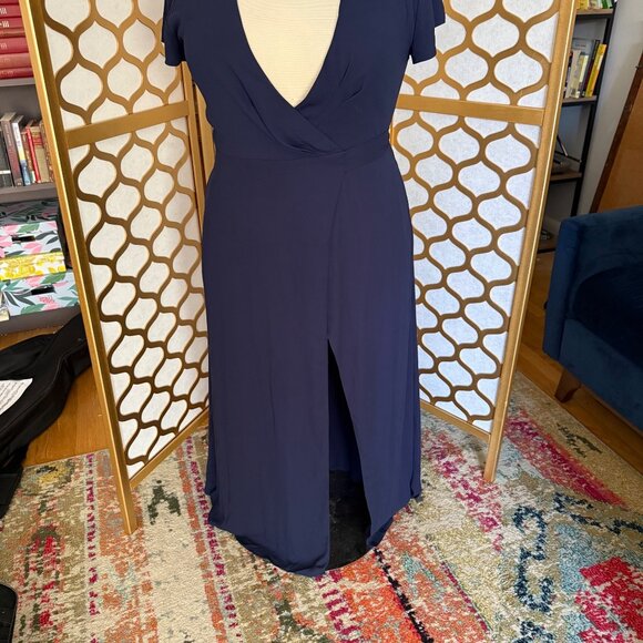 Babaton Size L Navy Blue Lexia Short Sleeve Deep V-Neck Maxi Wrap Dress - Picture 4 of 16
